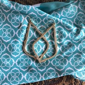 Kendra Scott Sophee Drop Earrings in Gold